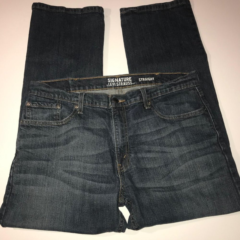 Men’s Levi’s Straight Leg Jeans